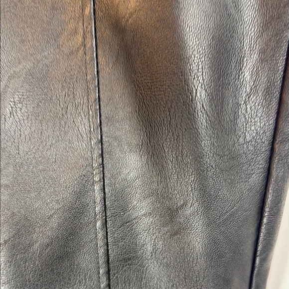 Venti6 Italian Faux Leather Black High-Waisted Pants with Button Detail Size L - Picture 6 of 10